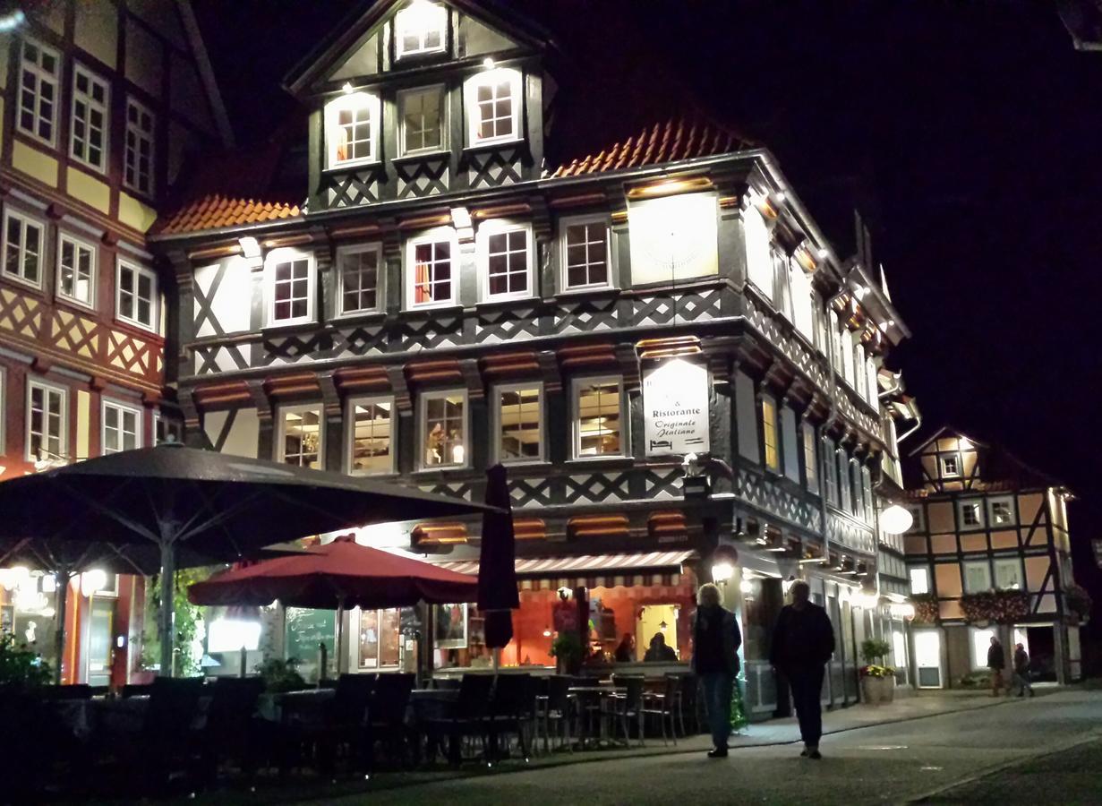 Fachwerk-Hotel Eisenbart Hannoversch Münden Extérieur photo