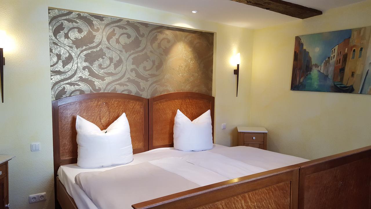 Fachwerk-Hotel Eisenbart Hannoversch Münden Extérieur photo