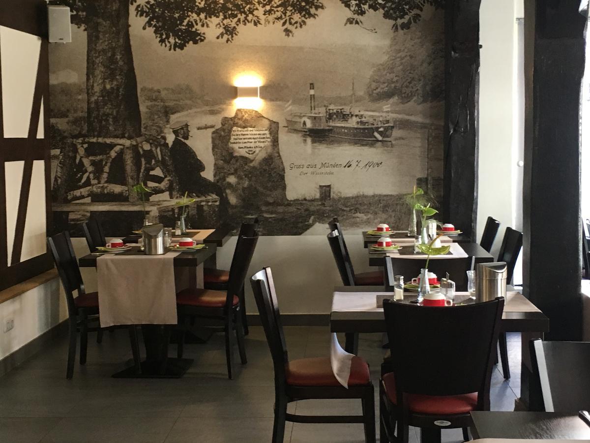 Fachwerk-Hotel Eisenbart Hannoversch Münden Extérieur photo